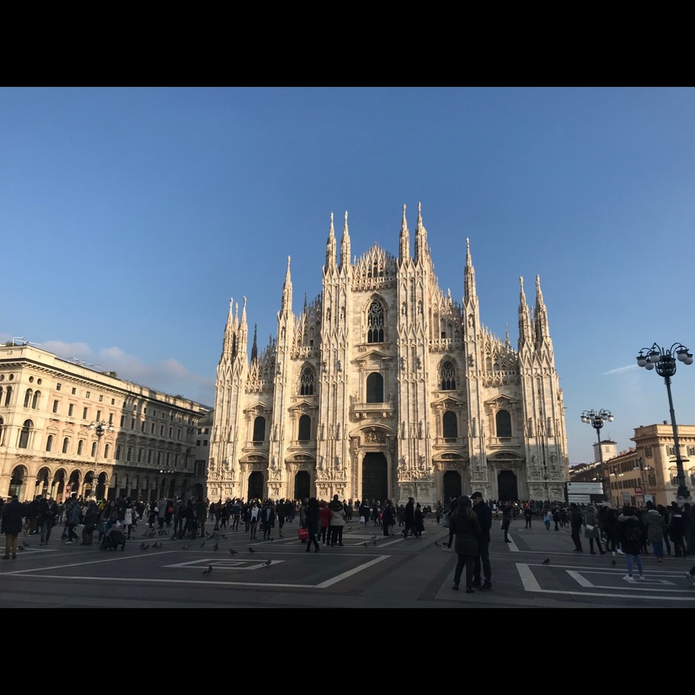 Meet your Posher, Ana